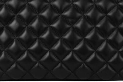 Quilted leather shoulder bag