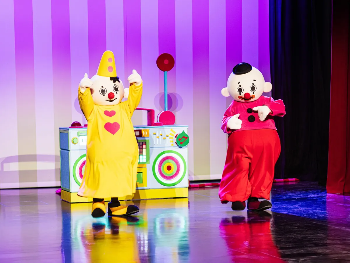 Spectacle de Bumba à Plopsa Indoor Hasselt