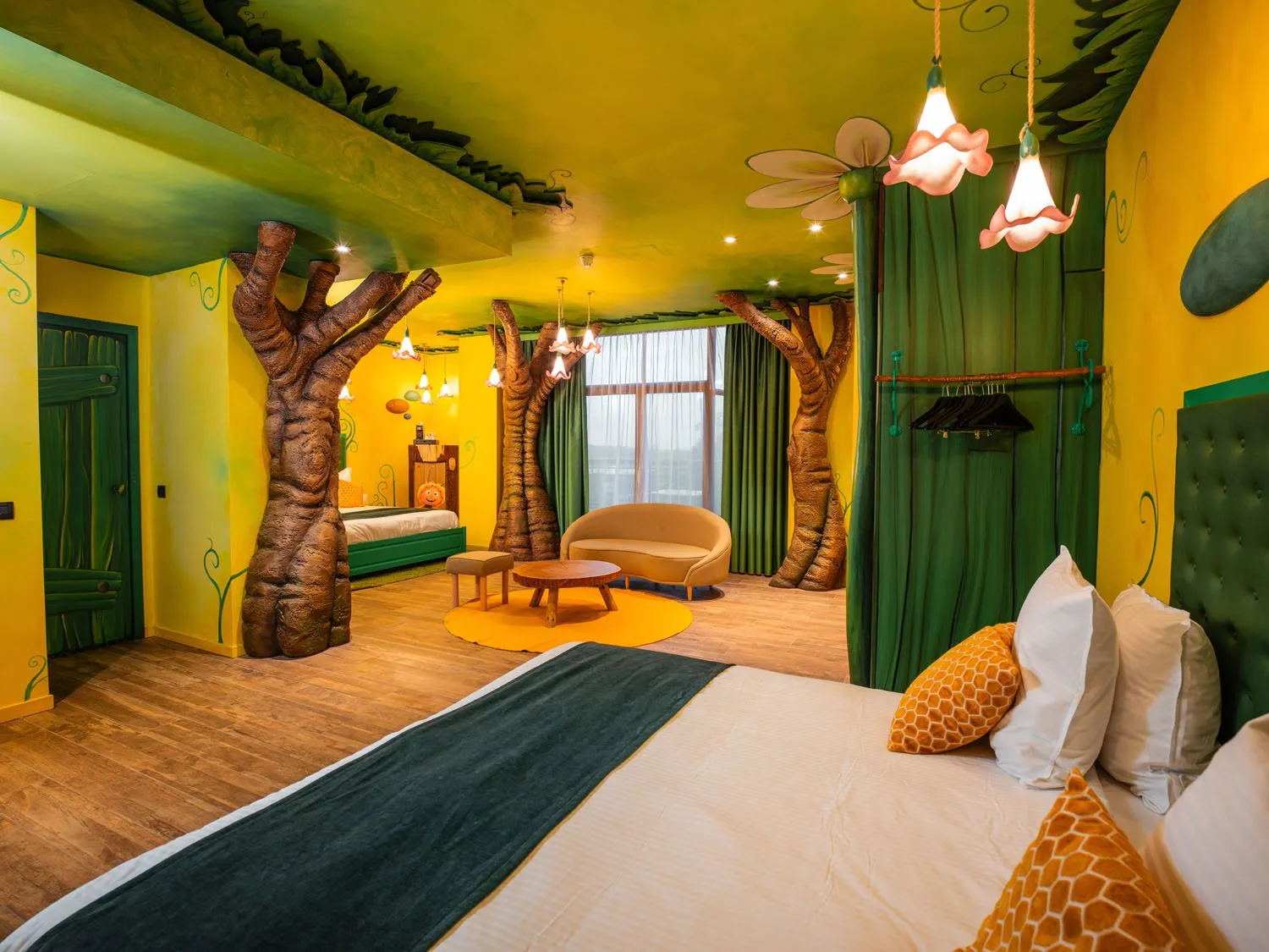 Suite thématique Maya l'abeille au Plopsaland Theater Hotel